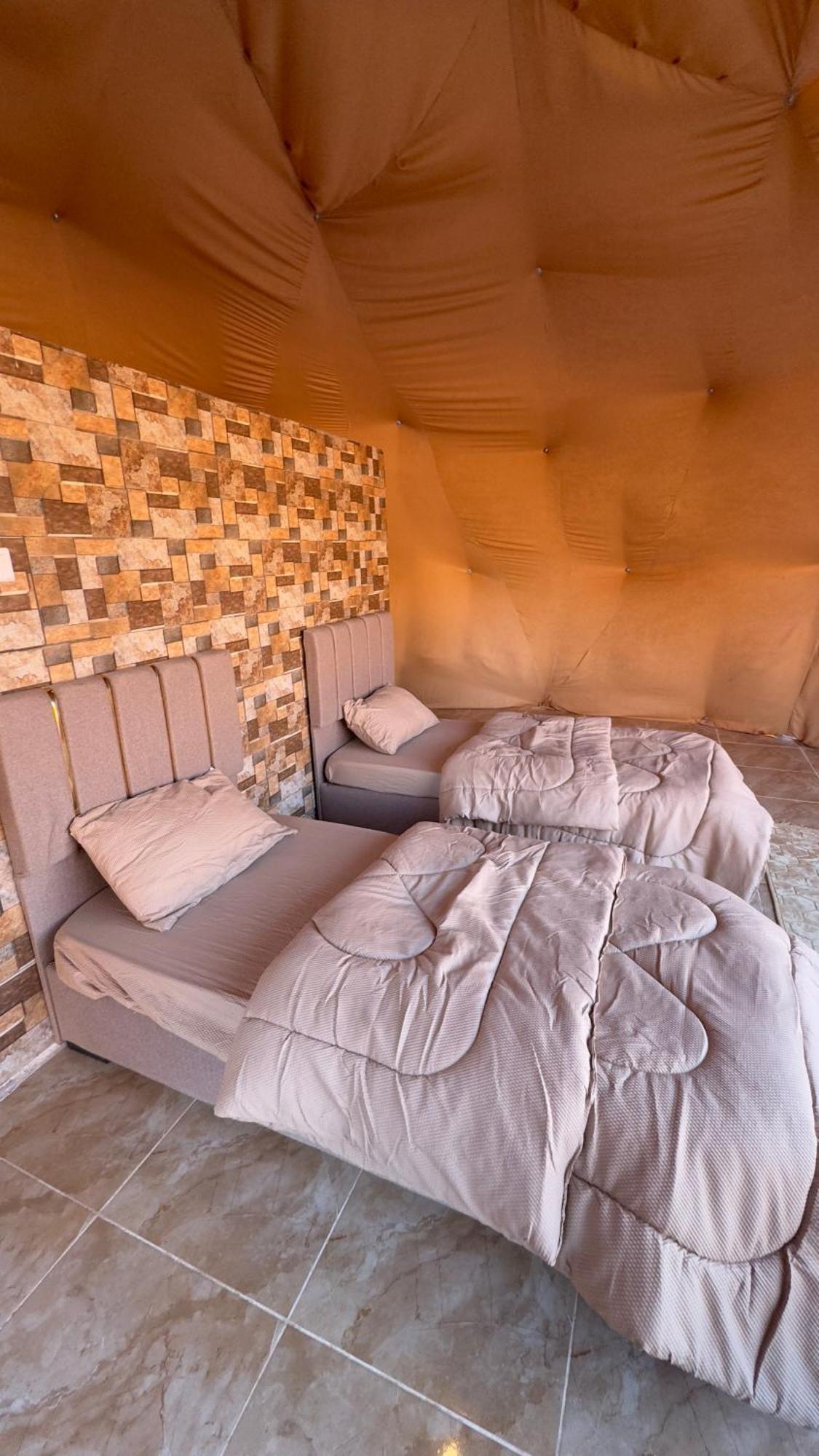 Wadi Rum Bubble Camp & Tour Экстерьер фото